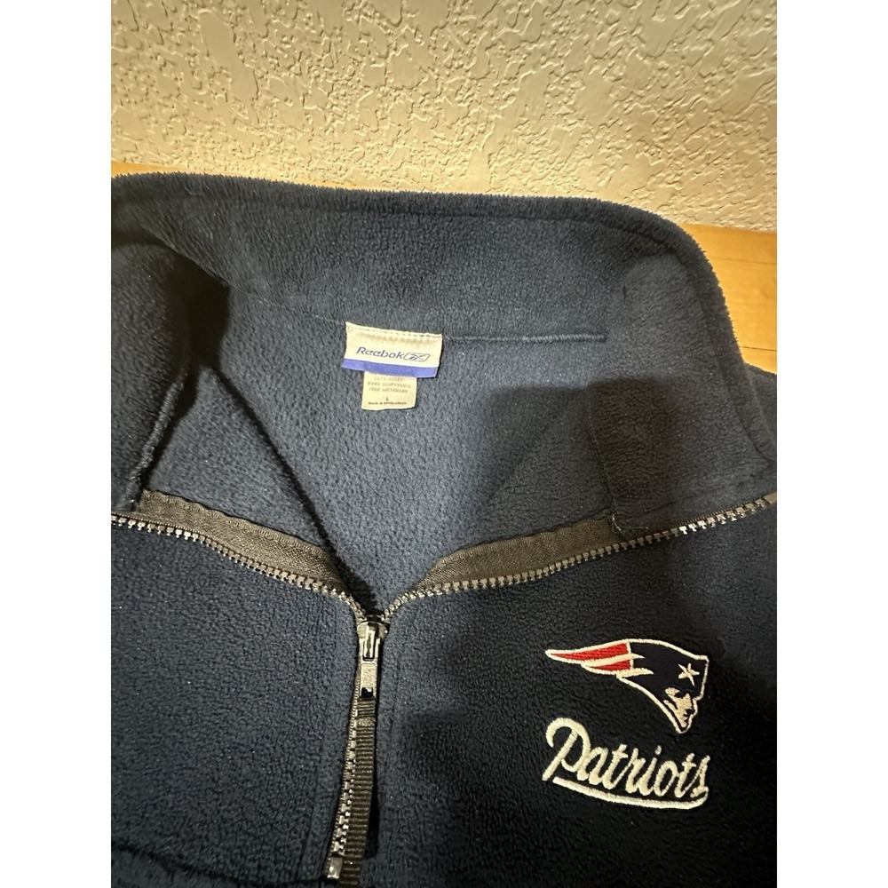 Reebok New England Patriots NFL Quarter Zip Fleece Pullover Navy Blue Mens Large - Picture 2 of 3